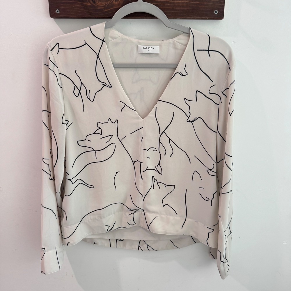 Babaton Aritzia Fox Line Art Print V-Neck Blouse Cream Black XS